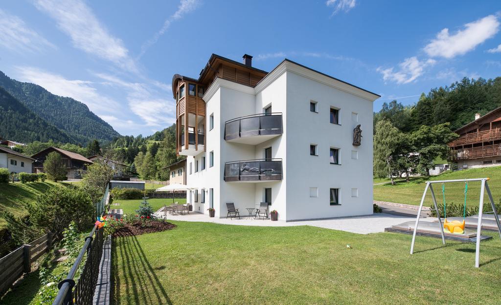 Alpin Sport Aparthotel Ortisei Exterior photo