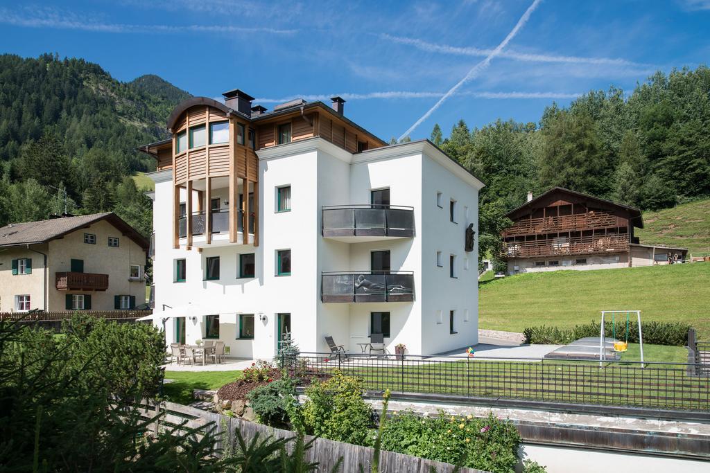 Alpin Sport Aparthotel Ortisei Exterior photo